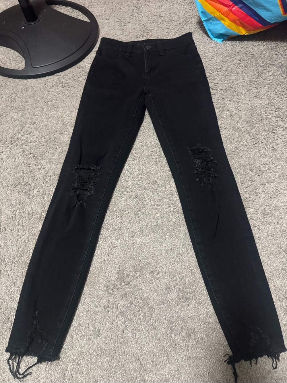 American Eagle Outfitters Black Distressed Skinny Jeans